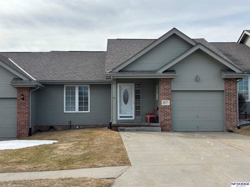 4917 Shannon Dr, Papillion, NE, 68133-4724 | Card Image