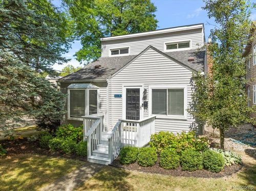 1109 Bird Ave, Birmingham, MI, 48009-2013 | Card Image