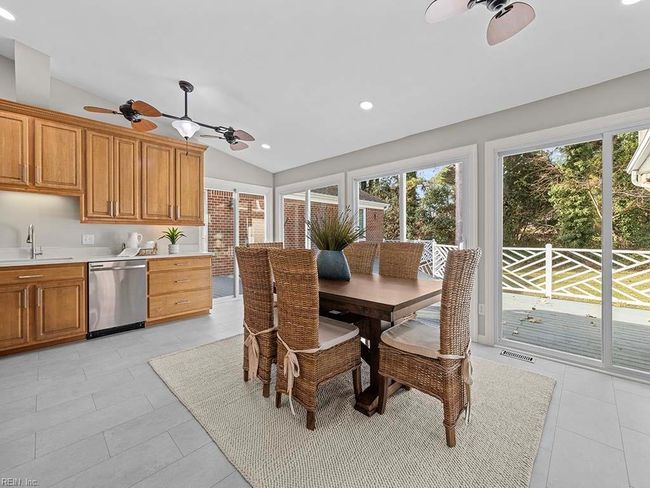 What a view of the huge back deck! | Image 8