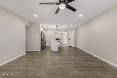 331 E Pierce St, Tempe, AZ, 85288-1040 | Card Image