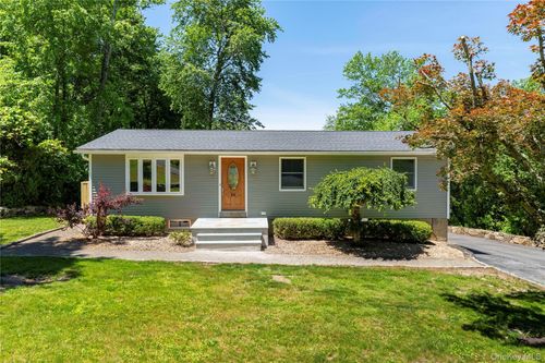 84 Chief Nimham Cir, Carmel, NY, 10512-3626 | Card Image