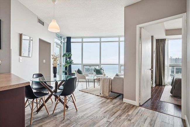 3106 - 600 Fleet St, Condo with 2 bedrooms, 1 bathrooms and null parking in Toronto ON | Image 8