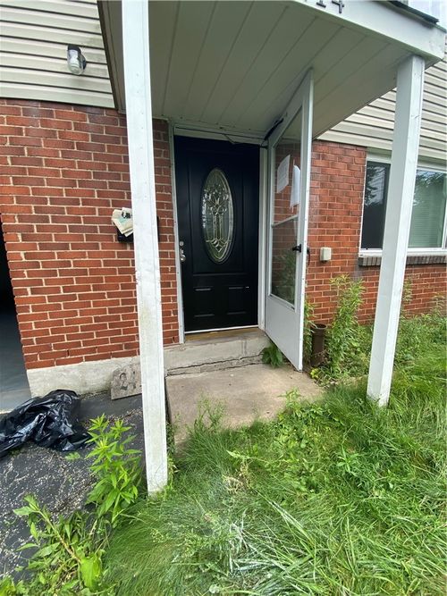 2414 School St, Pittsburgh, PA, 15235-4030 | Card Image