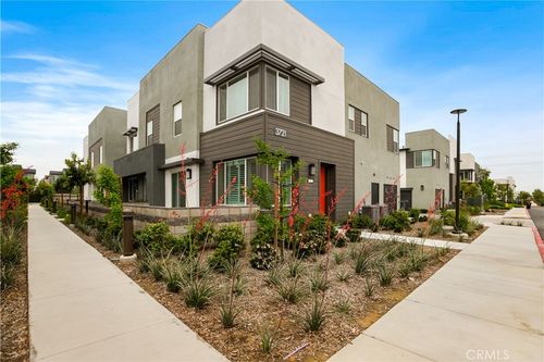 3721 S Allston Paseo, Ontario, CA, 91761-4178 | Card Image