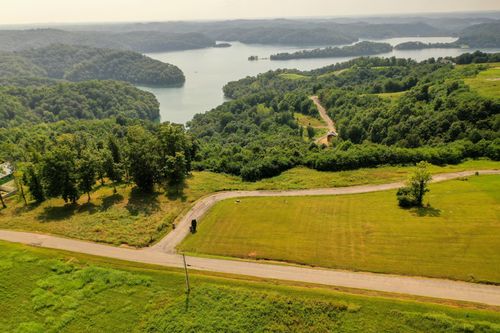 6 Swann Ridge Rd, Hilham, TN, 38568 | Card Image