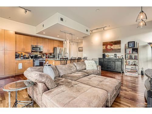 106-2460 W 29th Ave, Denver, CO, 80211-4359 | Card Image
