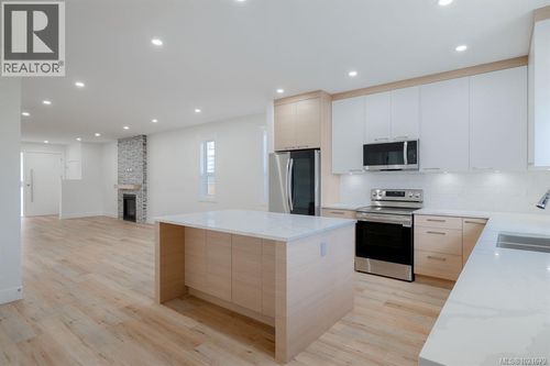 472 Hampstead St, Parksville, BC, V9P0G5 | Card Image