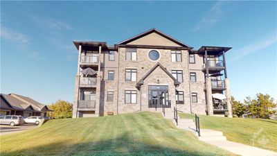 303 - 1109 Millwood Ave, Condo with 2 bedrooms, 2 bathrooms and 1 parking in Brockville ON | Image 2