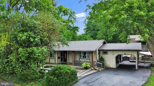 1002 Charlton Pl, HERNDON, VA, 20170-3203 | Card Image