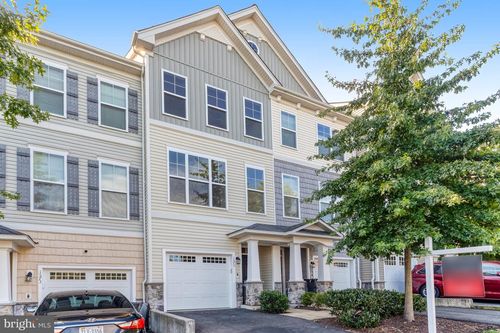 1575 Renate Dr, WOODBRIDGE, VA, 22192-2724 | Card Image