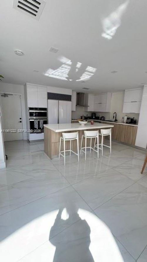 11340 Nw 52nd Ln, Doral, FL, 33178-3510 | Card Image