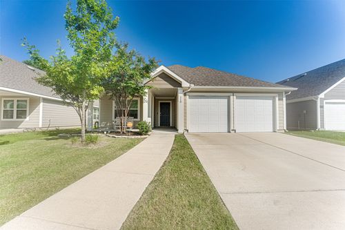 110 Spring Creek Ln, Terrell, TX, 75160-4306 | Card Image
