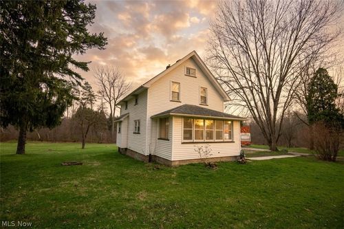 2816 Hoagland Blackstub Rd, Cortland, OH, 44410-9317 | Card Image