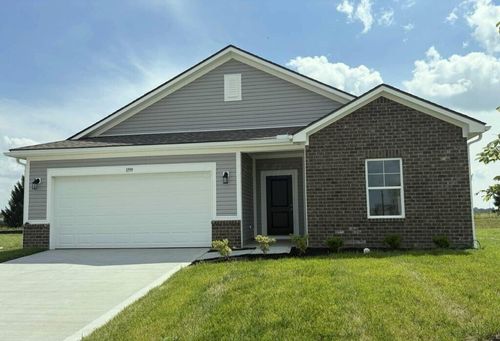 1199 Andrick Dr, Washington Court House, OH, 43160-6505 | Card Image
