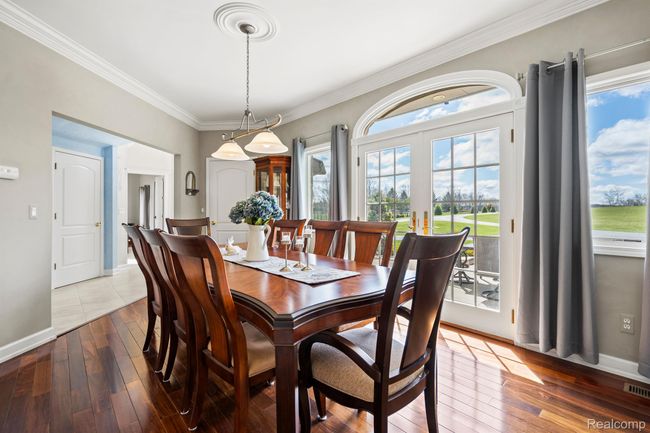 Dining room. | Image 15