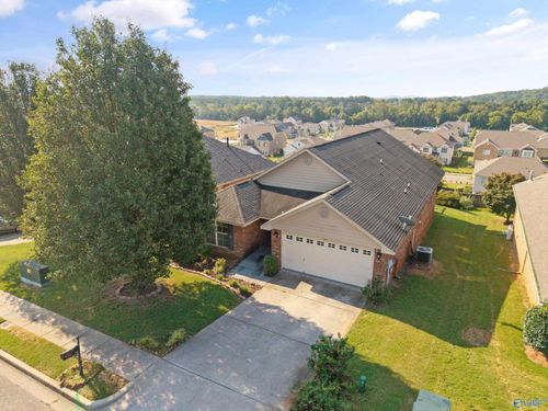 126 Forest Glade Dr, Madison, AL, 35758-5825 | Card Image