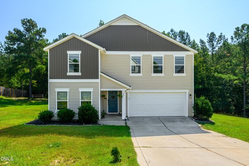 321 New Castle Ln, Spring Lake, NC, 28390-9808 | Card Image
