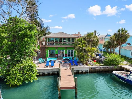 12955 Pelican Ln, MADEIRA BEACH, FL, 33708-2679 | Card Image