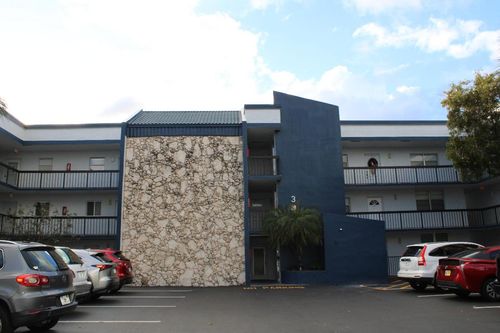 105-3200 Holiday Springs Blvd, Margate, FL, 33063-5409 | Card Image