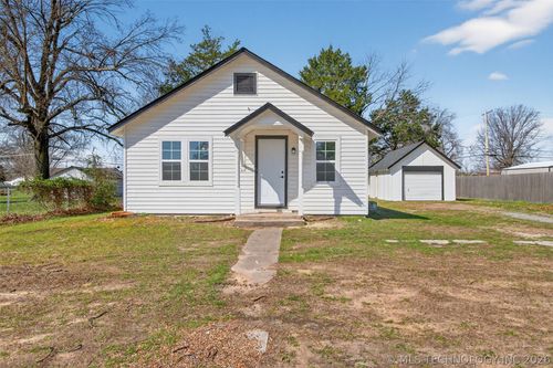 514 S Vann St, Pryor, OK, 74361-6209 | Card Image