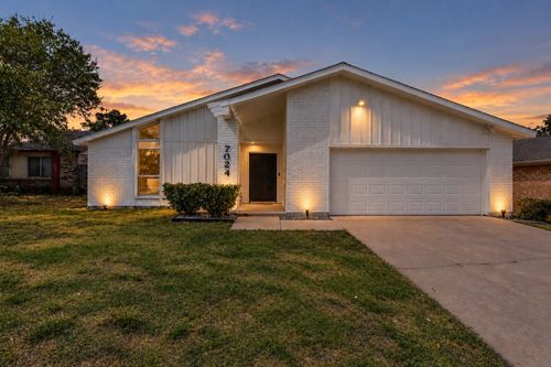 7024 Woodacre Rd, Fort Worth, TX, 76133-6344 | Card Image
