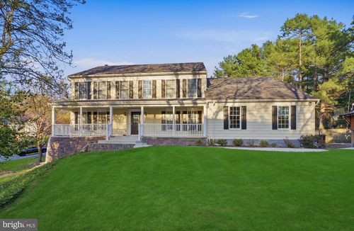 10144 Bracken Dr, Ellicott City, MD, 21042-1673 | Card Image