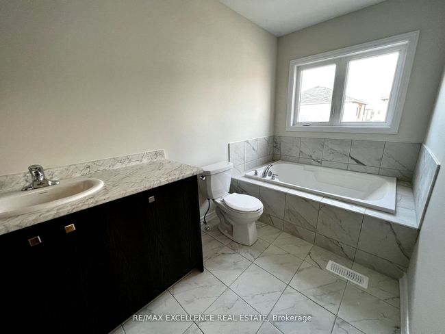 65 Ever Sweet Way, House other with 4 bedrooms, 3 bathrooms and 4 parking in Thorold ON | Image 14