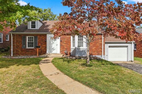 6333 Darlow Drive, Affton, MO, 63123 | Card Image