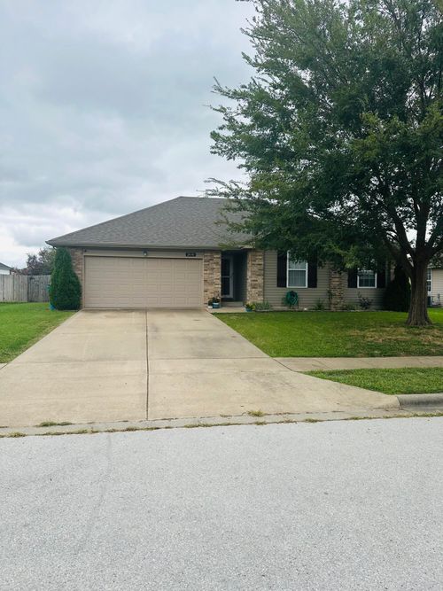 2450 E Willow Street, Republic, MO, 65738 | Card Image