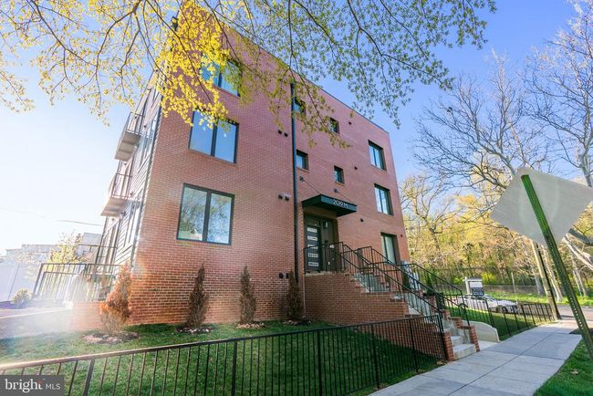 UNIT-1 - 2019 M St Ne, Condo with 2 bedrooms, 2 bathrooms and null parking in WASHINGTON DC | Image 31