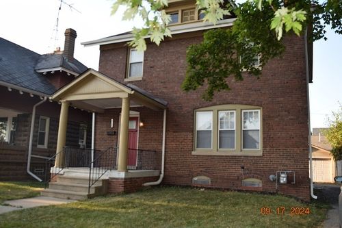 2106 60th St, Kenosha, WI, 53140-3845 | Card Image