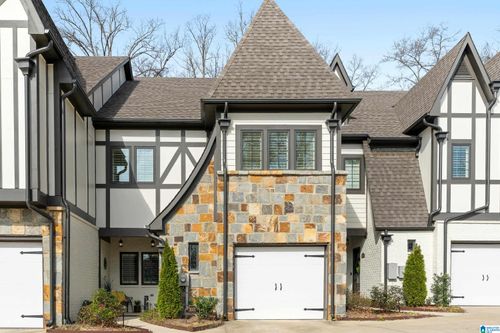 3021 Vestavia Terrace Dr, VESTAVIA HILLS, AL, 35216-6304 | Card Image