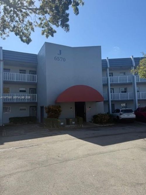 215j-6570 Royal Palm Blvd, Margate, FL, 33063 | Card Image