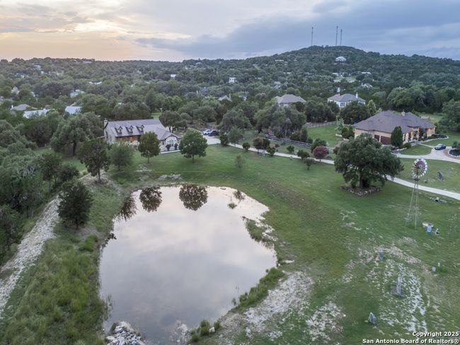 629 Windmill Ranch Rd, House other with 4 bedrooms, 5 bathrooms and null parking in Spring Branch TX | Image 27
