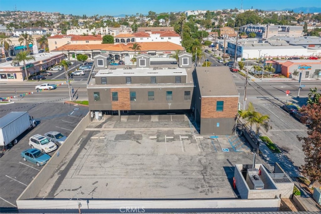 Commercial Sale in Long Beach 5