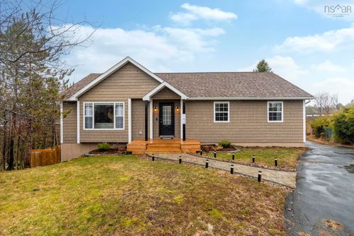 162 Granville Rd, Bedford, NS, B4A3V8 | Card Image