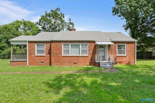 2305 Andrew Jackson Way Ne, Huntsville, AL, 35811-1927 | Card Image