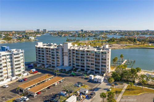 702-450 Treasure Island Cswy, TREASURE ISLAND, FL, 33706-1138 | Card Image