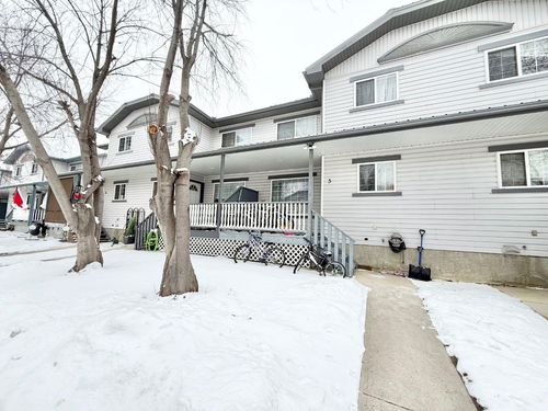 5 Garrow Cres E, Brooks, AB, T1R1H2 | Card Image