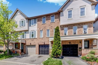 40 Mcgonigal Lane, Condo with 3 bedrooms, 2 bathrooms and 2 parking in Ajax ON | Image 2