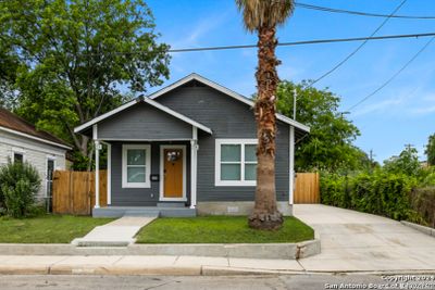 620 S Mesquite St, House other with 2 bedrooms, 1 bathrooms and null parking in San Antonio TX | Image 1