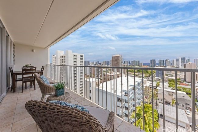 APT-1001 - 1520 Ward Ave, Condo with 2 bedrooms, 2 bathrooms and 1 parking in Honolulu HI | Image 4