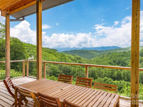511 Emerald Mine Rd, Spruce Pine, NC, 28777-0846 | Card Image