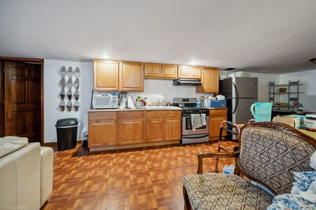 Basement Kitchen | Image 29