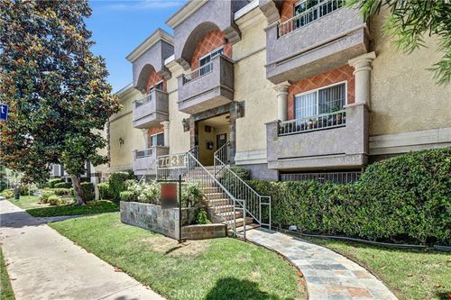 unit-113-7035 Woodley Ave, Van Nuys, CA, 91406-3949 | Card Image