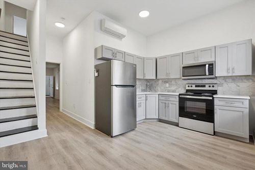 2250 N Woodstock St, PHILADELPHIA, PA, 19132-4824 | Card Image