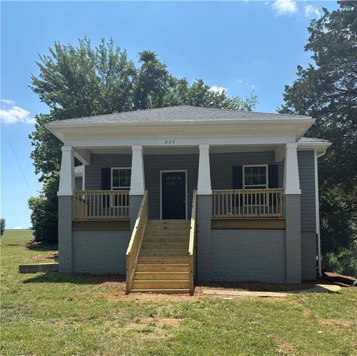 222 Aaron St, Martinsville, VA, 24112-3727 | Card Image