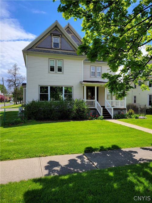 98 E Genesee St, Auburn, NY, 13021-4033 | Card Image