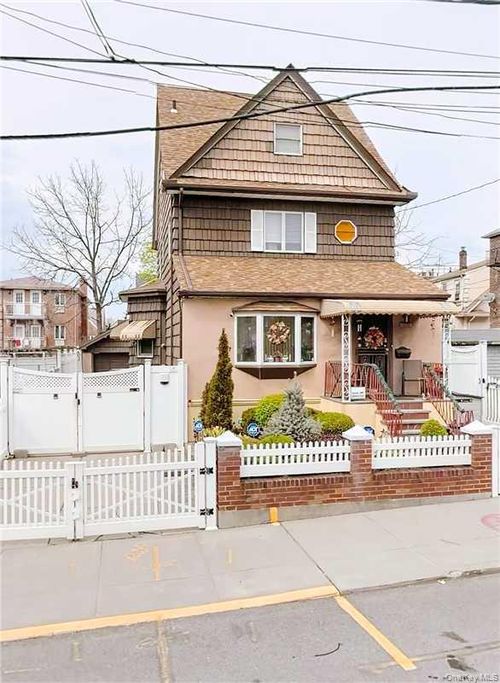 134-37 58th Rd, Flushing, NY, 11355-5236 | Card Image