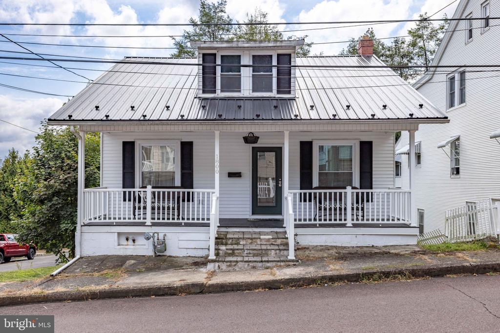 Independence St, Coal Township, PA 17866